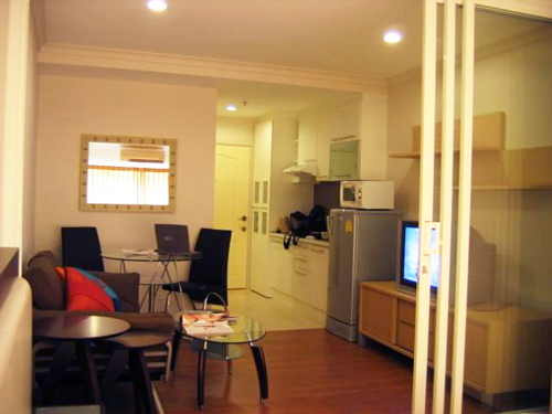 Grand Park View Asoke Sukhumvit 21